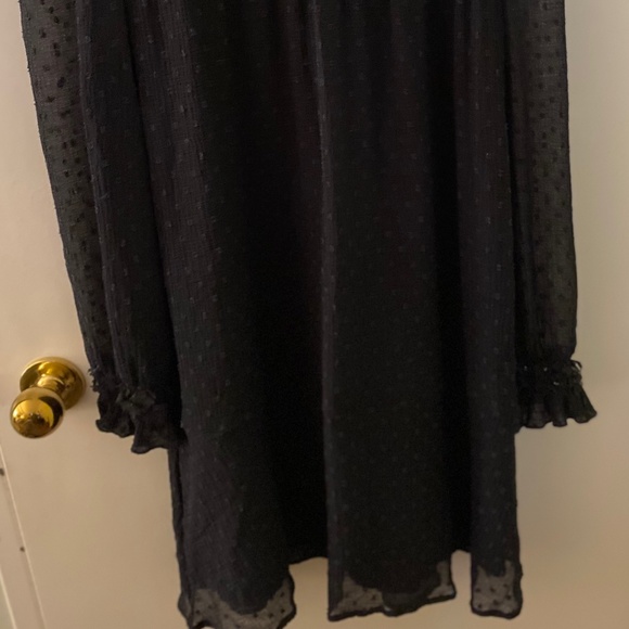 Dress - Picture 4 of 5